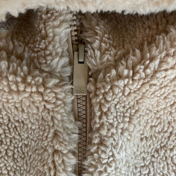 Women’s Alo Yoga Norte Oversized Sherpa Coat size medium - Picture 7 of 12